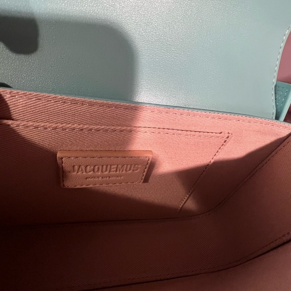 Jacquemus Le Carinu logo-plaque shoulder bag - Picture 6 of 9